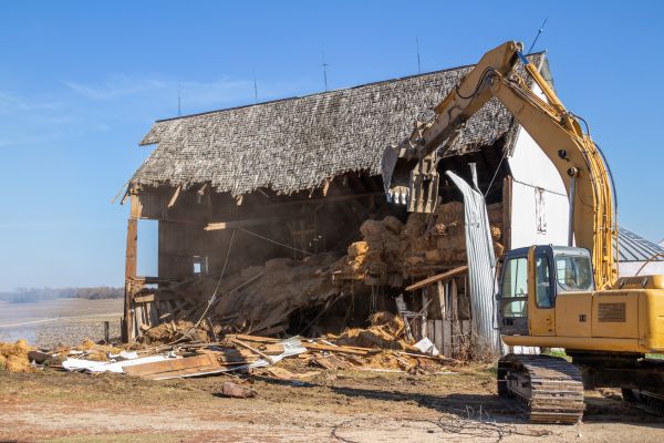 Barn Demolition in Youngstown